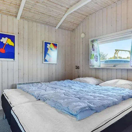Vakantiehuis Beautiful Home In Nordborg With Wifi *