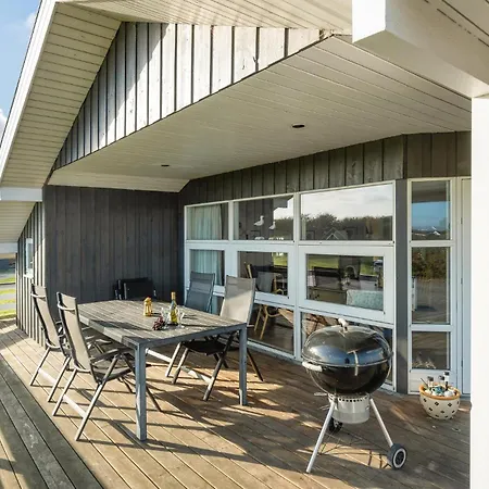 Beautiful Home In Nordborg With Wifi Vakantiehuis