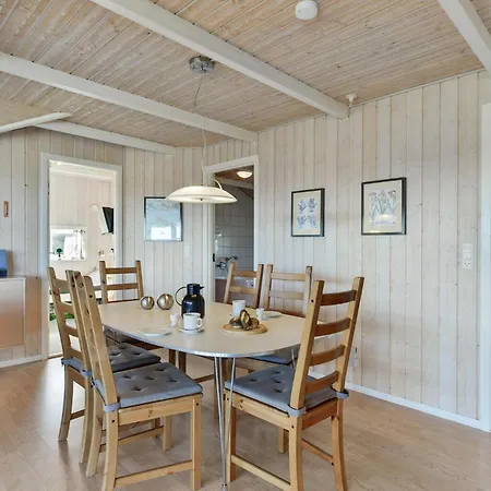 Beautiful Home In Nordborg With Wifi Vakantiehuis