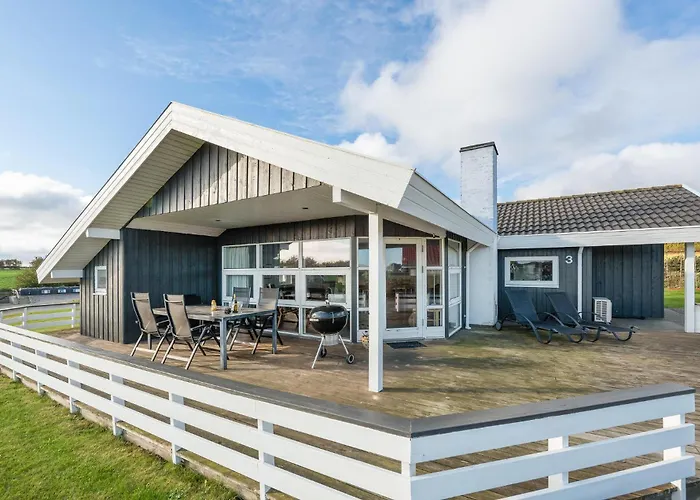 Holiday home Amazing In With 3 Bedrooms, Sauna & Wifi *