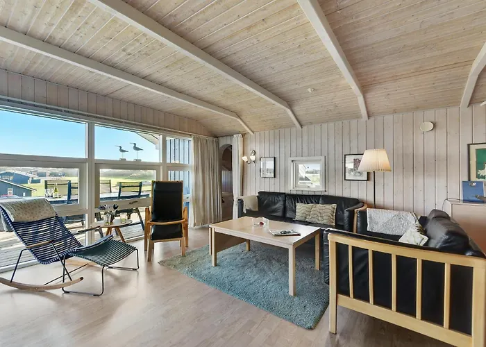 Holiday home Amazing In With 3 Bedrooms, Sauna & Wifi *