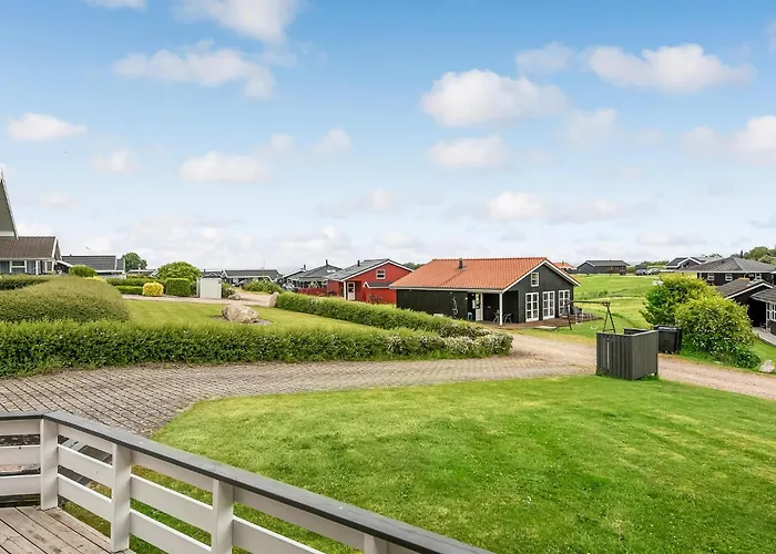 Amazing In With 3 Bedrooms, Sauna & Wifi Holiday home